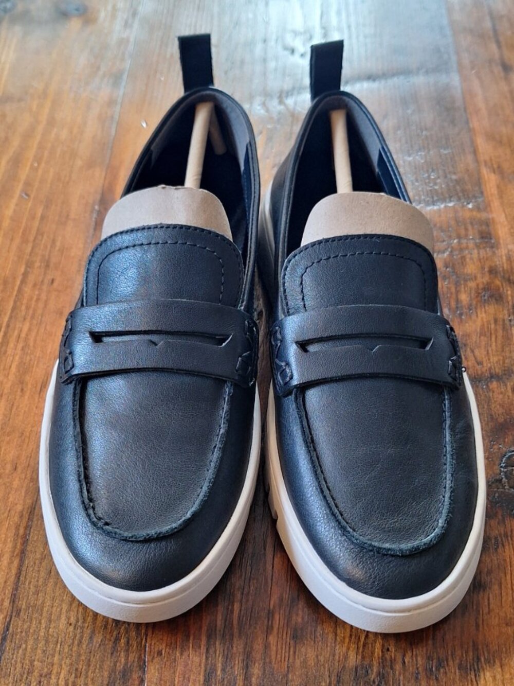 Vionic Uptown Loafers - Black 6.5M - Picture 5 of 9